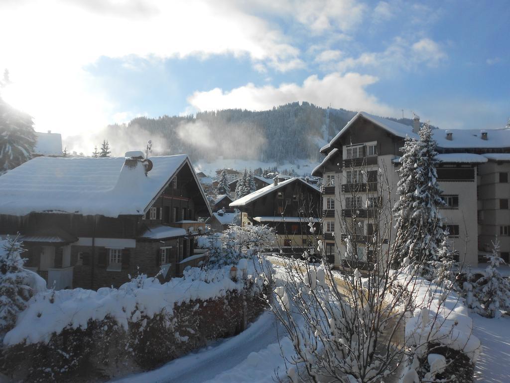 Au Coin Du Feu Hotel Megeve Bilik gambar